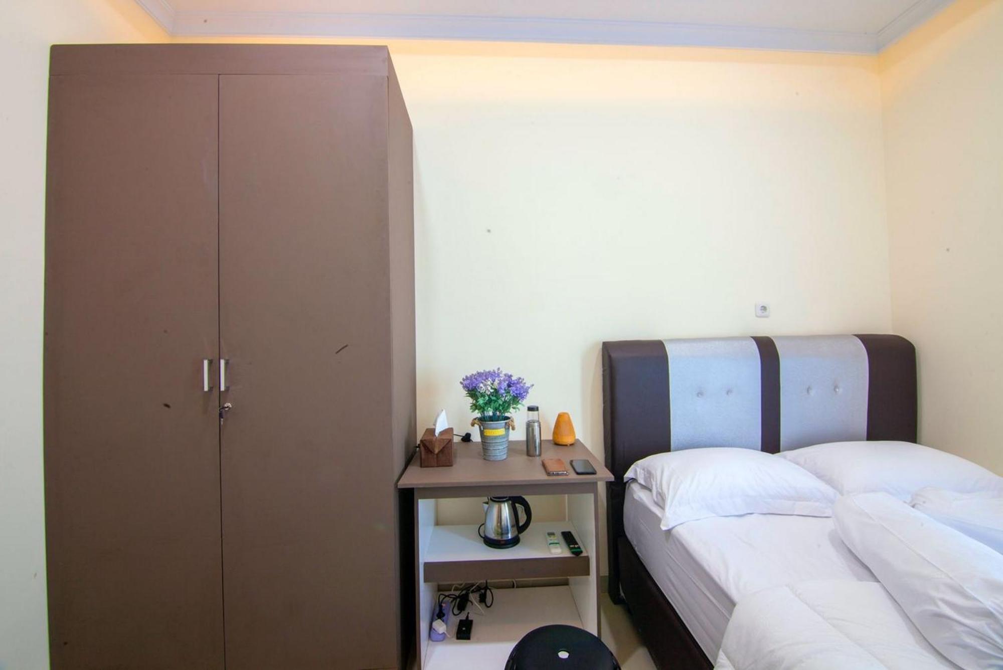 Reddoorz Syariah Near Universitas Islam Riau Hotel 2*